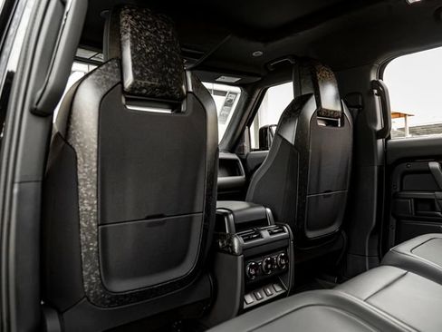 New 2026 Land Rover Defender 110 OCTA AWD/4WD image 29