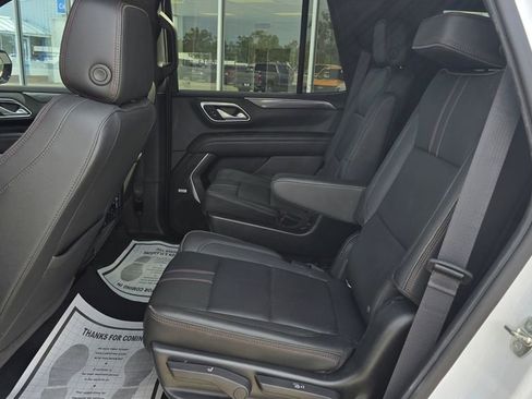 Used 2022 Chevrolet Tahoe RST w/ Luxury Package RWD image 18
