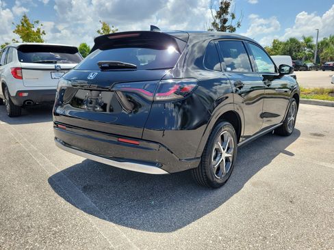 Used 2025 Honda HR-V EX-L image 6