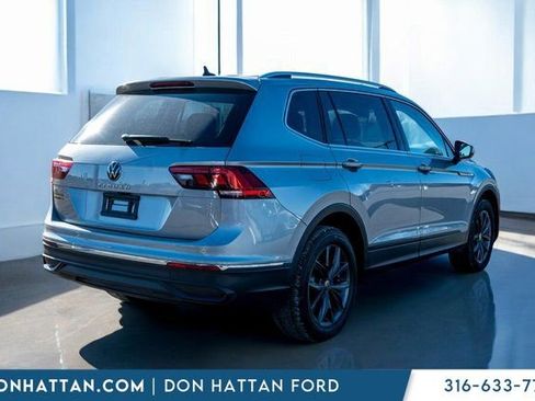 Used 2023 Volkswagen Tiguan SE image 35