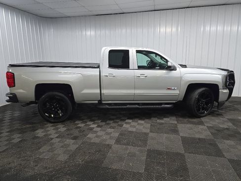 Used 2017 Chevrolet Silverado 1500 LT w/ Rally 2 Edition AWD/4WD image 2