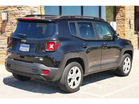 Used 2022 Jeep Renegade Limited image 3