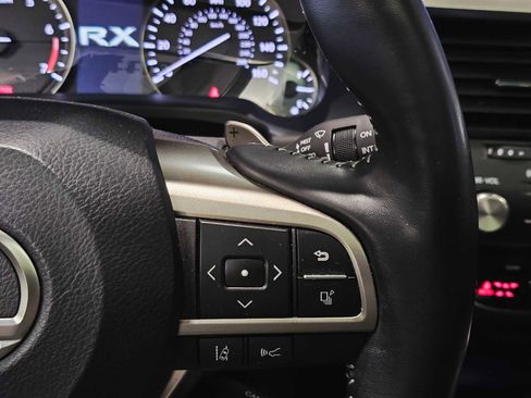 Used 2022 Lexus RX 350L Luxury image 12