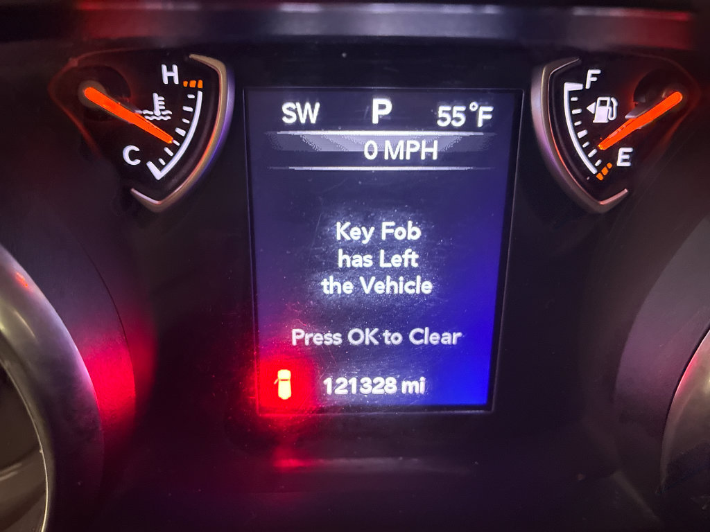 Used 2019 Jeep Wrangler Sport AWD/4WD image 13