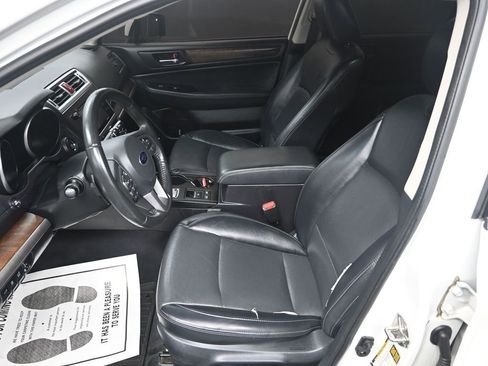 Used 2017 Subaru Outback 3.6R Limited image 15