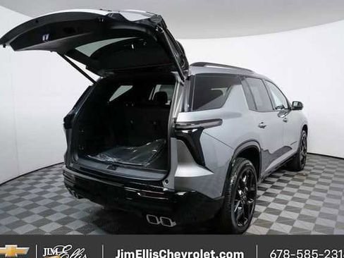 New 2026 Chevrolet Traverse RS w/ LPO, Floor Liner Package image 27