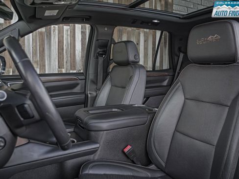 Used 2021 Chevrolet Tahoe High Country AWD/4WD image 13