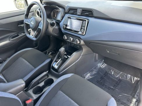 Used 2025 Nissan Versa SV w/ Trunk Package image 8