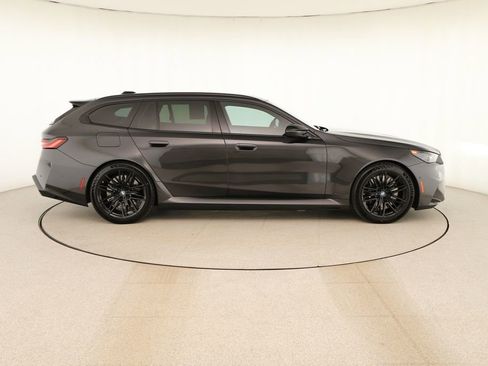 Used 2026 BMW M5 Touring AWD/4WD image 8