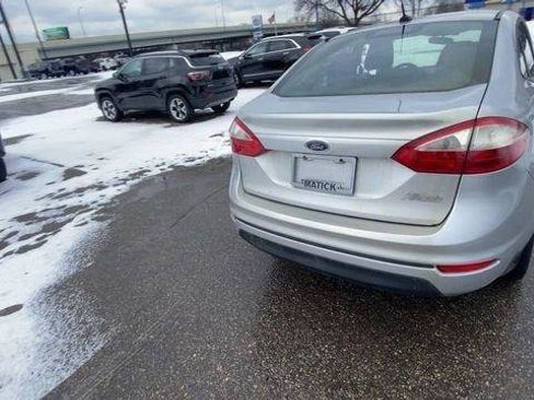 Used 2015 Ford Fiesta S FWD image 11