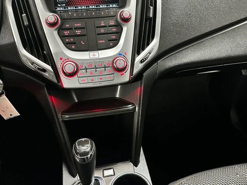 Used 2017 GMC Terrain SLE image 20