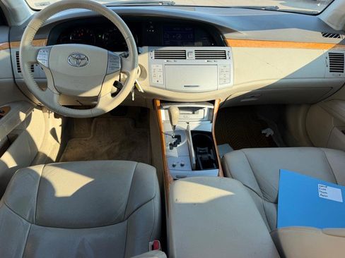 Used 2006 Toyota Avalon XLS FWD image 9