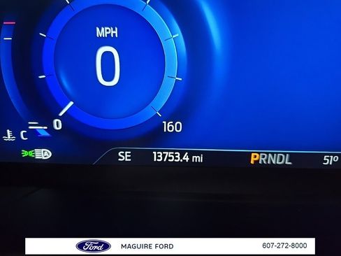 Used 2022 Ford Escape SEL w/ Technology Package image 22