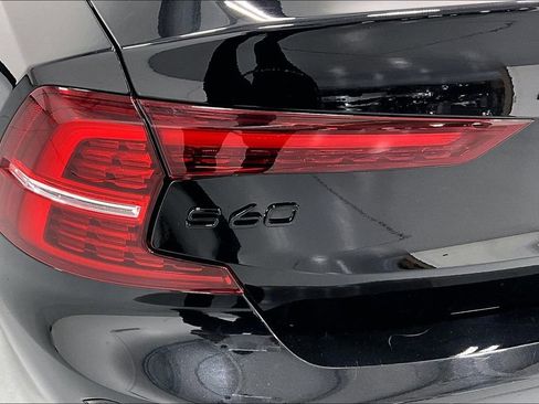 Used 2024 Volvo S60 B5 Plus w/ Protection Package Premier image 39