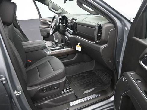 New 2026 GMC Sierra 1500 SLT w/ SLT Premium Plus Package image 17