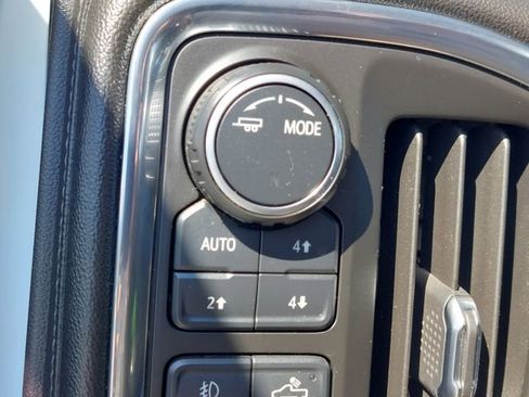 Used 2020 Chevrolet Silverado 1500 LTZ w/ LTZ Premium Package image 18