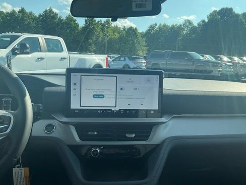 New 2026 Ford Explorer Active RWD image 19