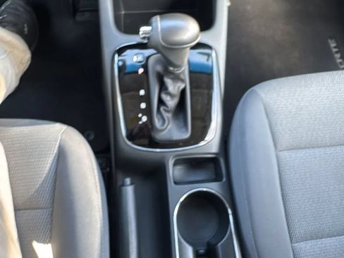 Used 2018 Kia Forte LX FWD image 21