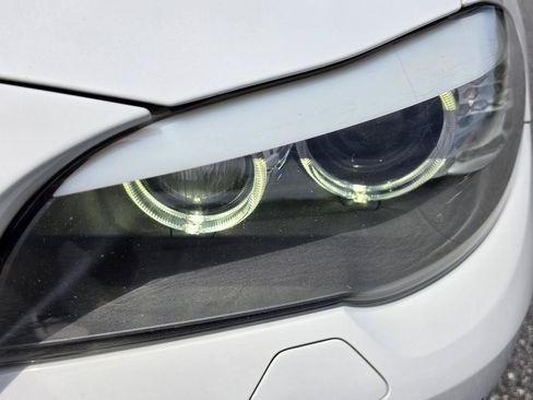 Used 2013 BMW 528i Sedan RWD image 21