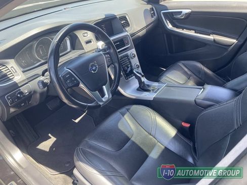 Used 2018 Volvo V60 T5 Dynamic w/ Vision Package FWD image 18