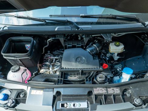 New 2026 Mercedes-Benz Sprinter 2500 image 9