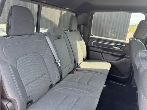 Used 2019 RAM 1500 Big Horn AWD/4WD image 12