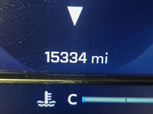 Used 2025 Chevrolet Silverado 1500 LTZ w/ Technology Package image 18