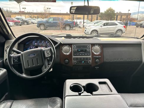 Used 2012 Ford F350 Lariat w/ Chrome Pkg image 29