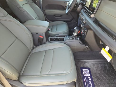New 2026 Jeep Gladiator Mojave AWD/4WD image 11