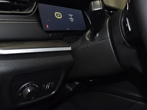 New 2026 Jeep Grand Cherokee Altitude AWD/4WD image 23