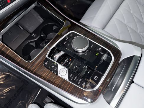 New 2026 BMW X5 xDrive50e w/ M Sport Package image 20