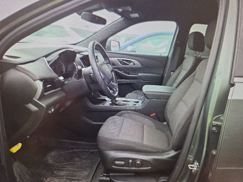 Used 2023 Chevrolet Traverse LT w/ LPO, Floor Liner Package AWD/4WD image 5