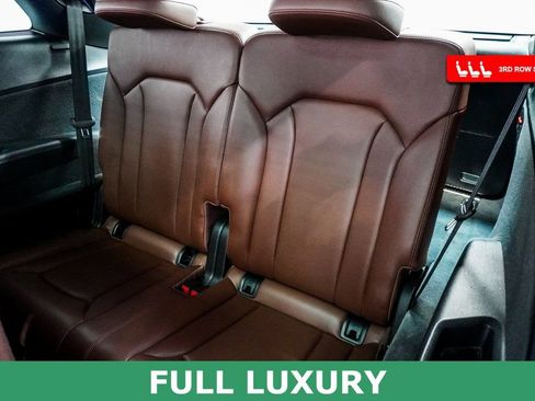 Used 2018 Audi Q7 3.0T Premium Plus w/ Premium Plus Package AWD/4WD image 28