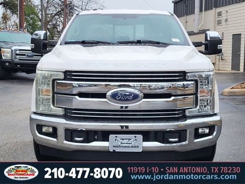 Used 2017 Ford F250 Lariat w/ Chrome Package image 8