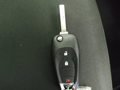 Used 2020 Chevrolet Spark LT image 32