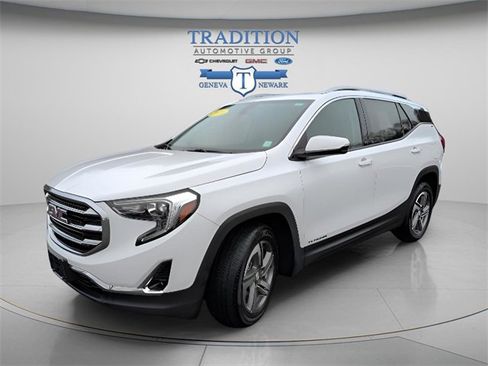 Used 2021 GMC Terrain SLT image 1