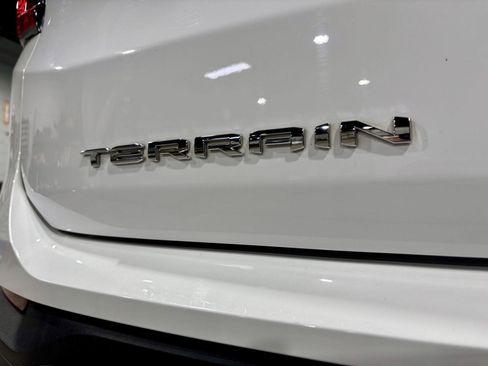 Used 2023 GMC Terrain SLE w/ Driver Convenience Package image 39