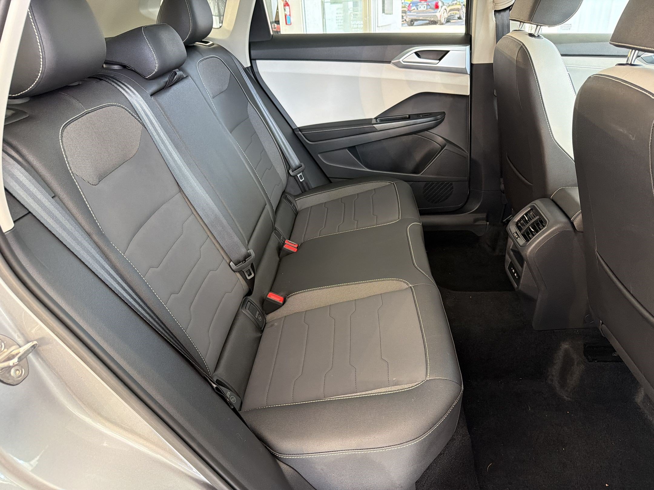 Certified 2026 Volkswagen Taos SE FWD image 30
