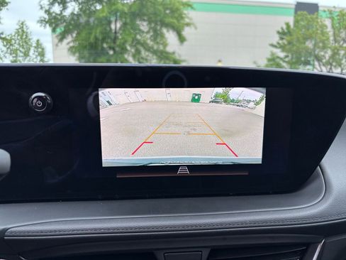 Used 2025 Buick Encore GX Preferred FWD image 23