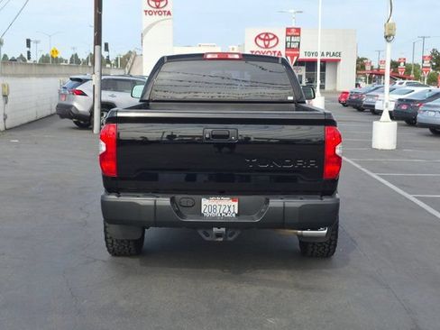 Used 2015 Toyota Tundra SR w/ Tow Package RWD image 9