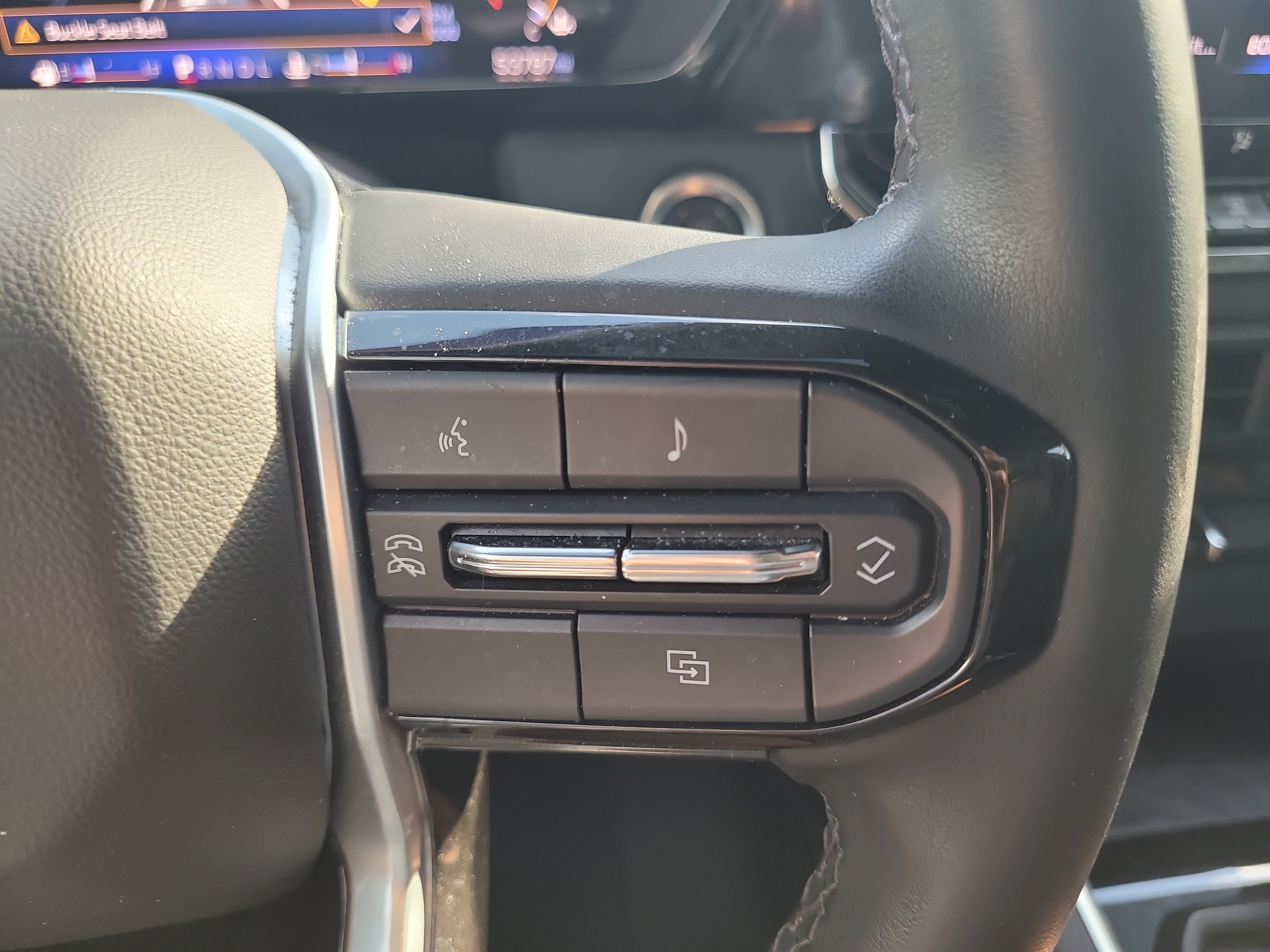 Used 2024 Chevrolet Colorado LT w/ LT Convenience Package RWD image 30