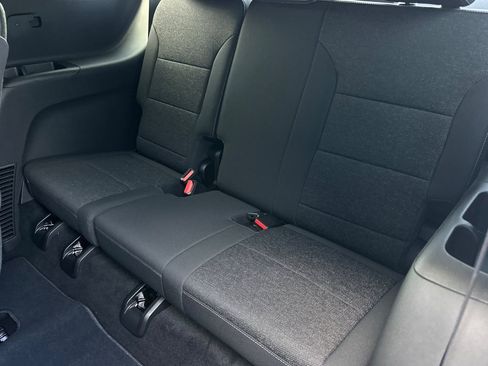 New 2026 Chevrolet Traverse LT image 15