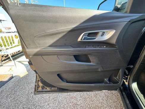 Used 2016 Chevrolet Equinox LT image 20