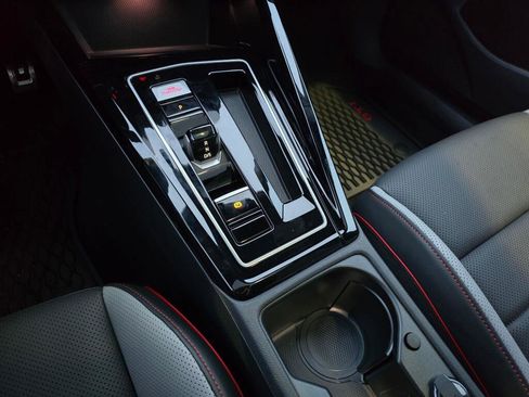 New 2026 Volkswagen GTI SE FWD image 30