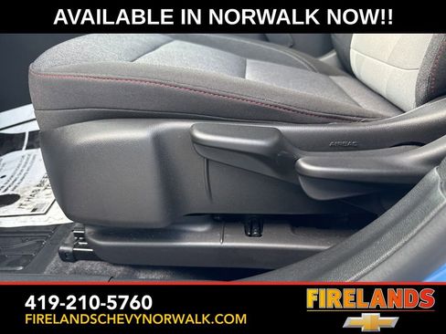 Used 2024 Chevrolet Trax RS image 13