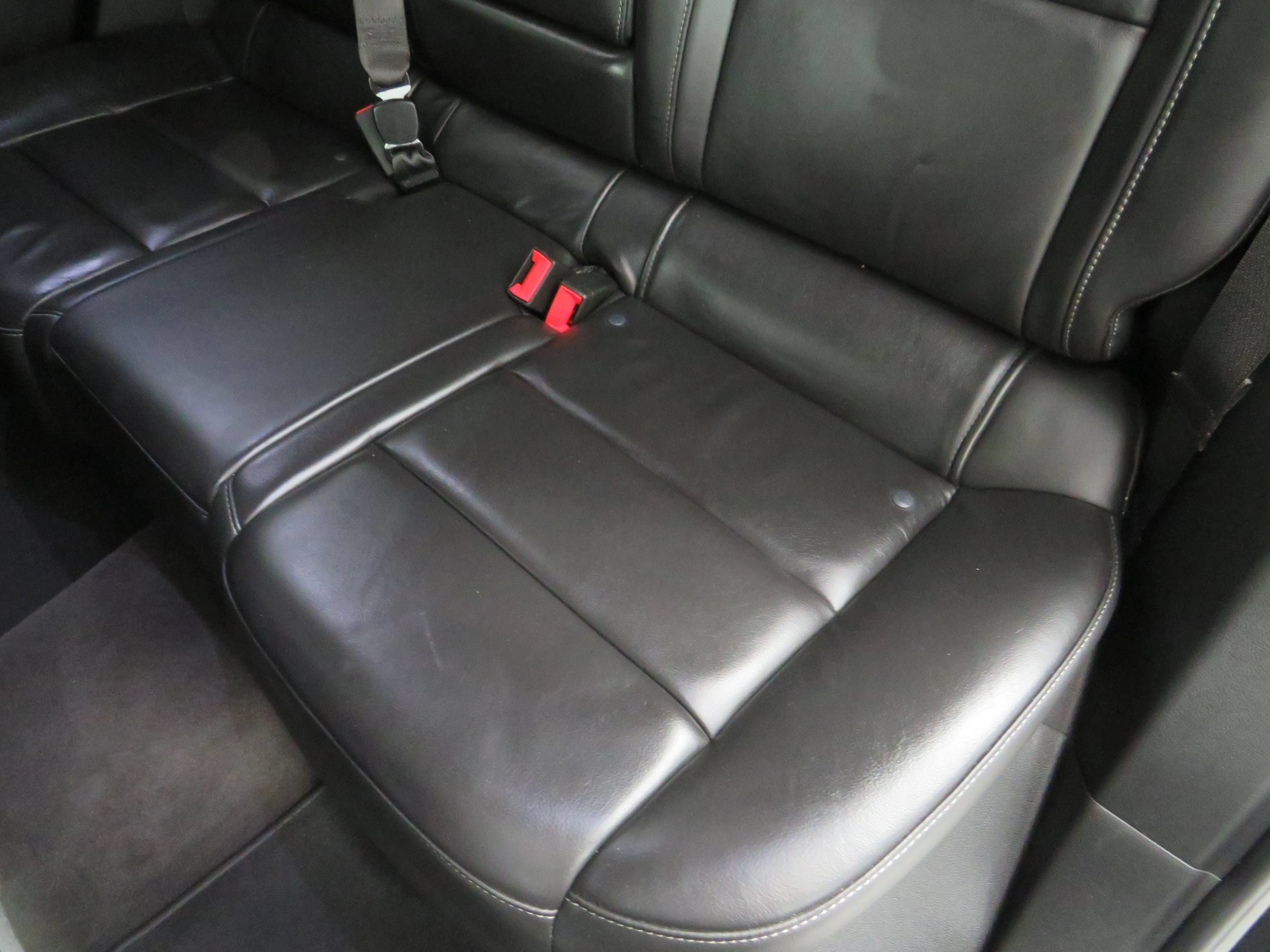 Used 2020 Cadillac XT4 Premium Luxury FWD image 40