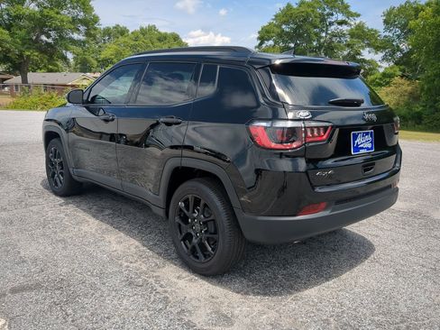 New 2026 Jeep Compass Latitude AWD/4WD image 5