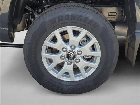 New 2025 Toyota Tacoma SR5 image 9