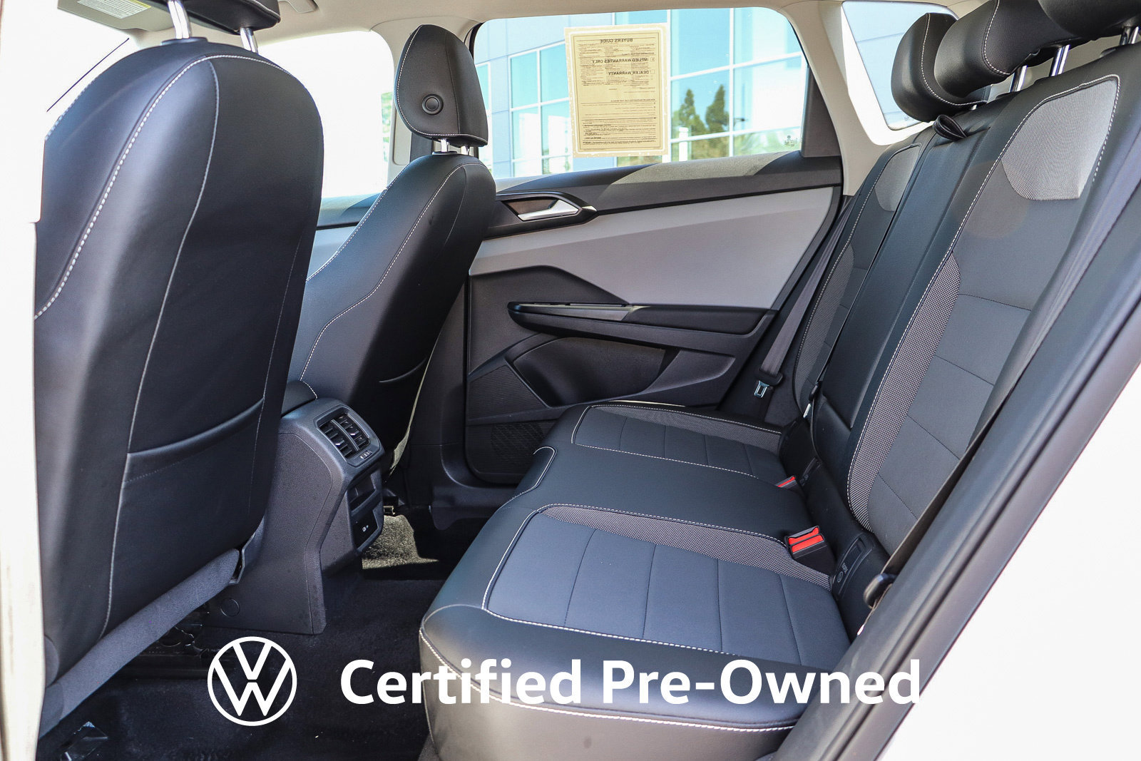 Used 2023 Volkswagen Taos SE w/ Panoramic Sunroof Package FWD image 20