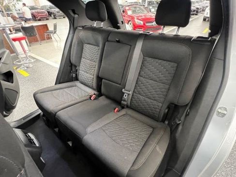 Used 2021 Chevrolet Equinox LT w/ Driver Convenience Package AWD/4WD image 35